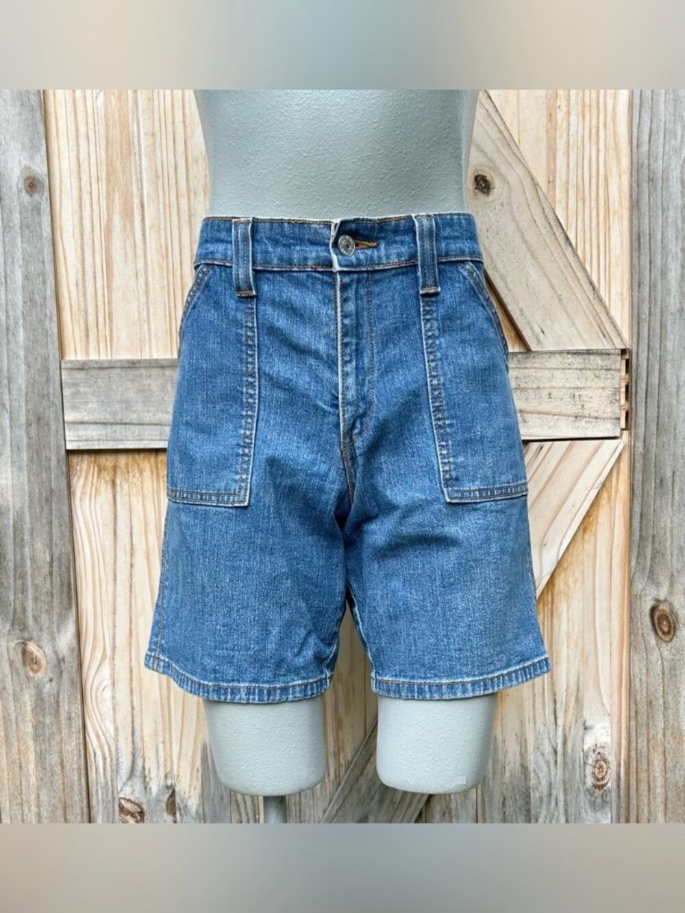 Vintage Y2K Levis 550 Relaxed Stretch Denim High Rise Mom Bermuda Shorts~6~